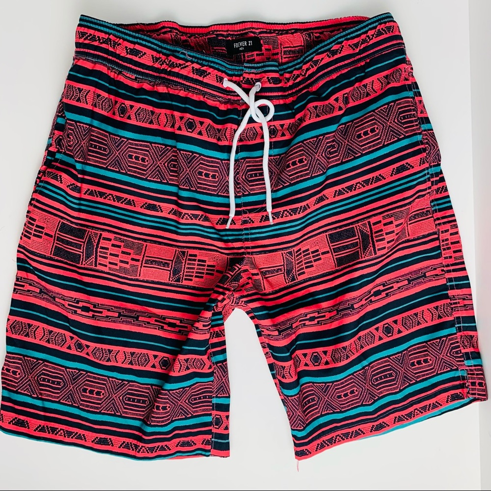 Men’s swim trunks size: Large